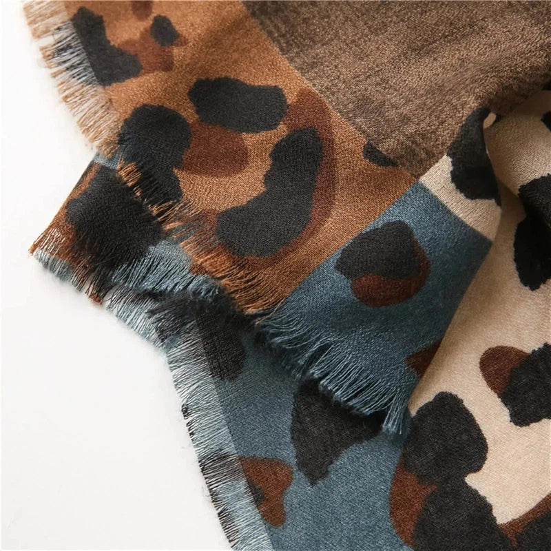 Foulard Léopard Femme