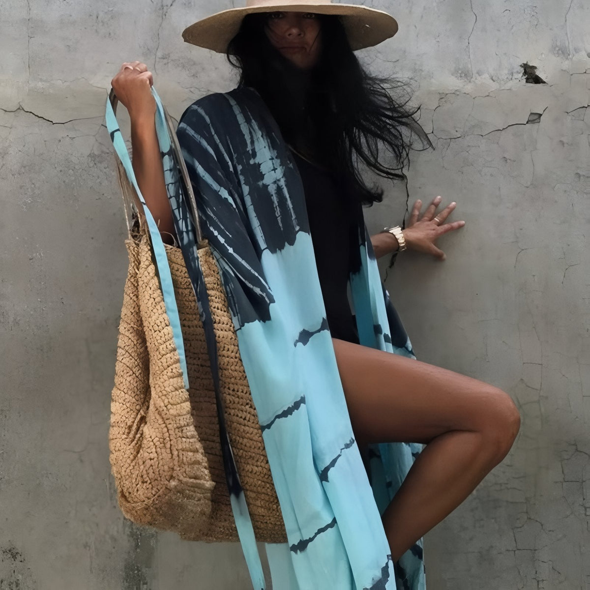 Kimono Tie and Dye à Manches Chauve Souris portée avec sac - Bleu marine et Blanc - Gris et Bleu - Bleu et Blanc - Jaune - Bleu Marine et Bleu Azur