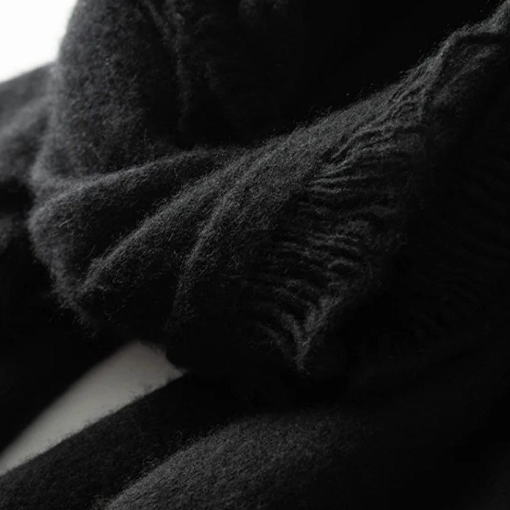 Etole Noire en Cachemire gros plan texture - Noir