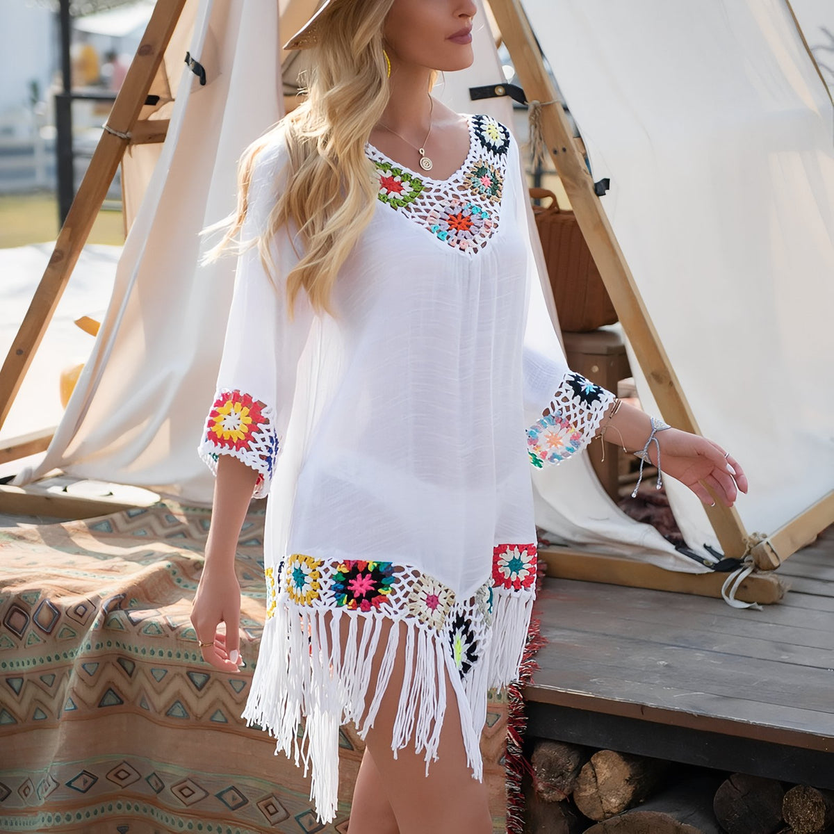 Robe Paréo Blanche à Franges portée à la main - Blanc