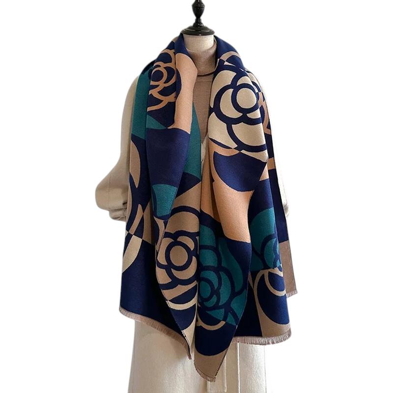 Etole à Motif Camélia Géométrique - Marine et Beige - 185*65cm