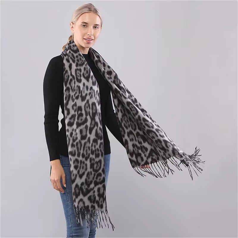 Grande Echarpe Femme Léopard portée à la main - Beige et Marron - Marron - Gris et Noir