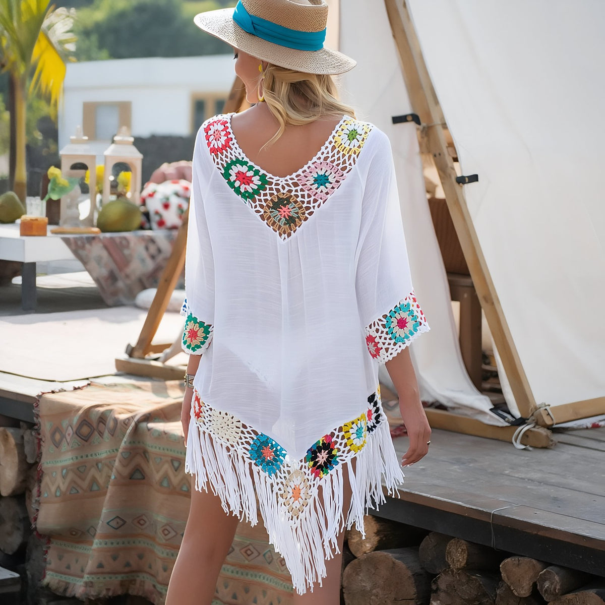 Robe Paréo Blanche à Franges portée de dos - Blanc
