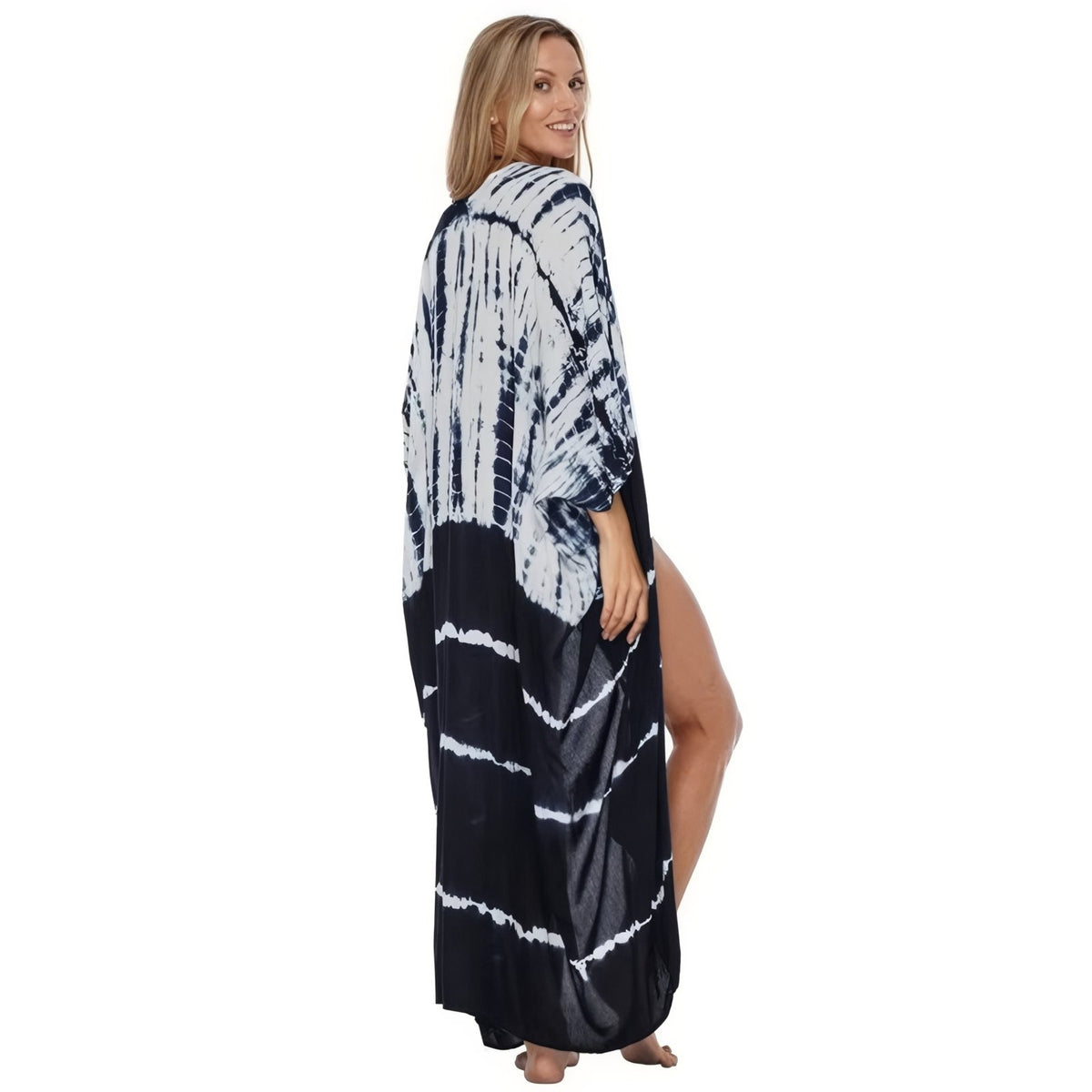 Kimono Tie and Dye à Manches Chauve Souris portée de dos - Bleu marine et Blanc - Gris et Bleu - Bleu et Blanc - Jaune - Bleu Marine et Bleu Azur