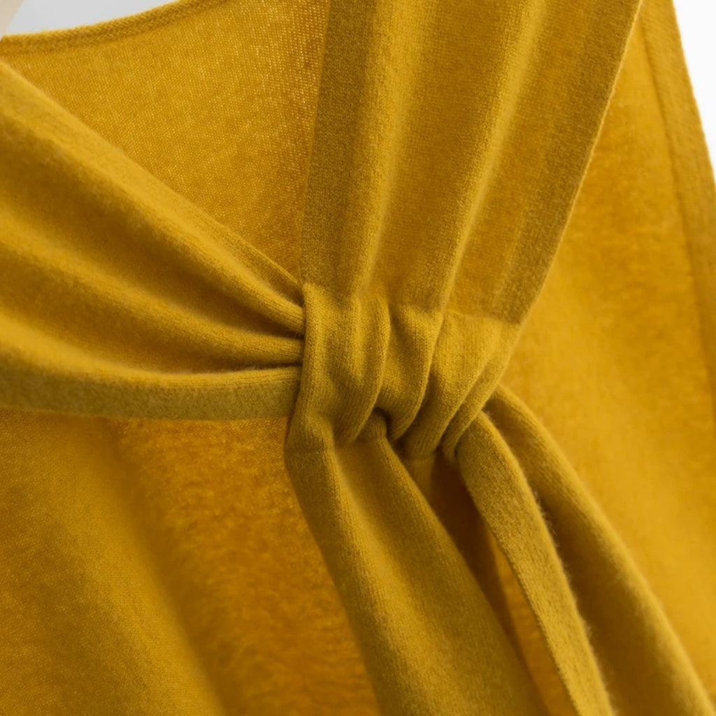Mini Châle d'Épaule en Cachemire détail nœud arrière - Beige Clair - Bleu Pâle - Marron Clair - Marron Foncé - Noir - Crème Écrue - Jaune Moutarde