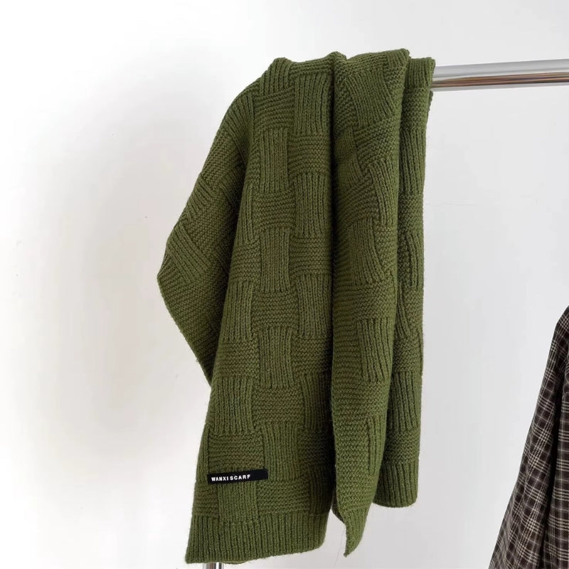 Echarpe Femme Maille Côtelée mise en scène sur cintre - Vert