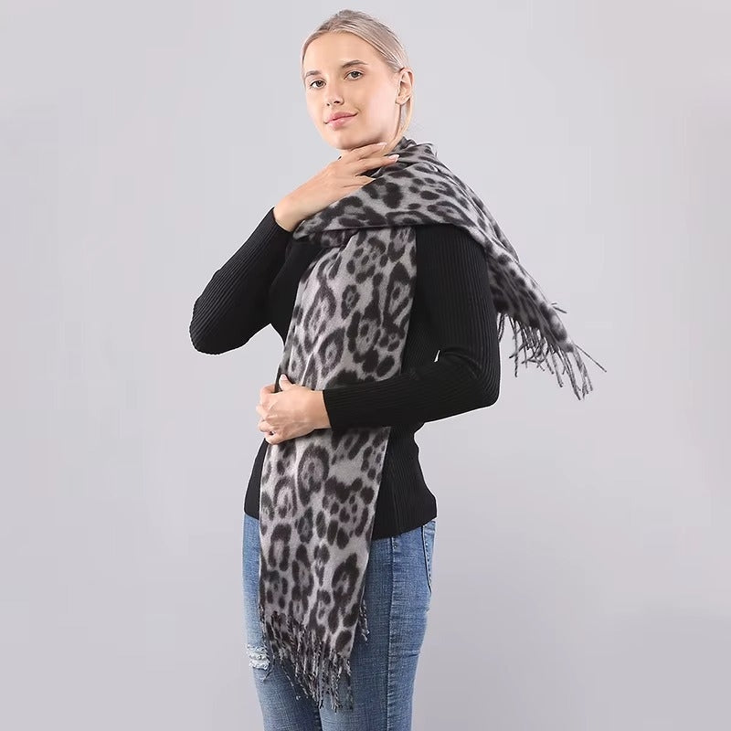 Grande Echarpe Femme Léopard portée autour du cou - Beige et Marron - Marron - Gris et Noir