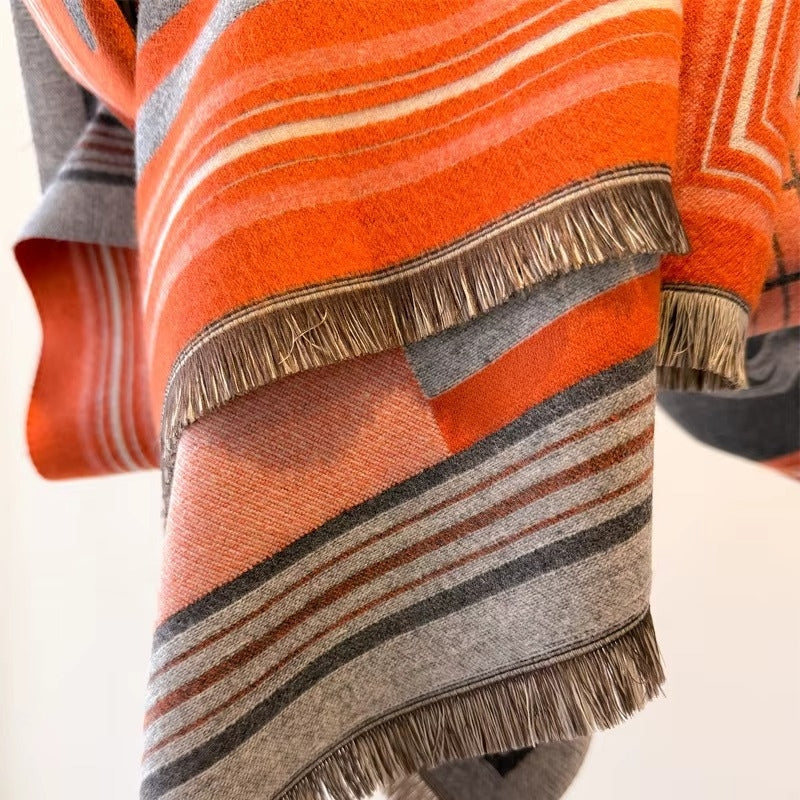 Etole à Motifs Graphiques gros plan motifs et franges - Orange 1 - Orange 2