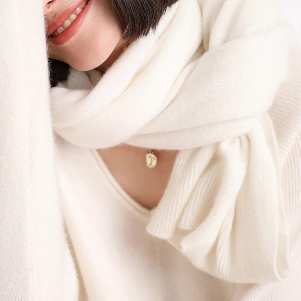 Écharpe Cape en Cachemire Femme portée autour du cou - Beige Doux - Blanc Pur - Noir Charbon - Marron Doux