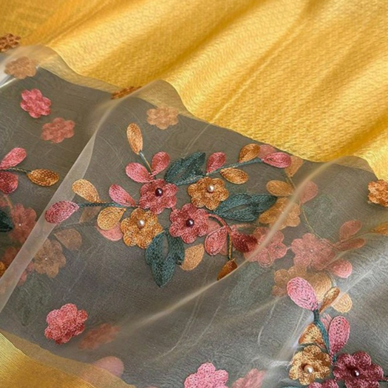 Foulard Brodé Fleurs