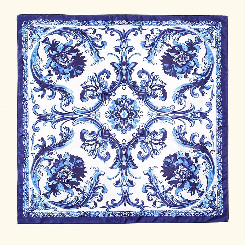 Foulard en Satin à Motifs Bleu Marine et Blanc 90*90cm