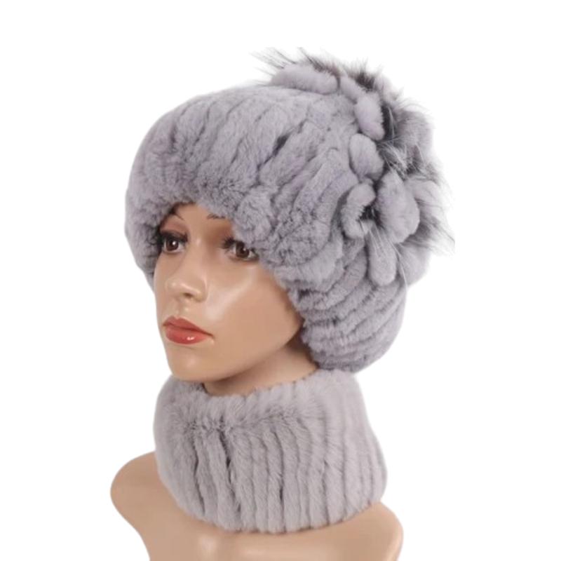 Bonnet Et Echarpe Fourrure Gris Clair Rayé 