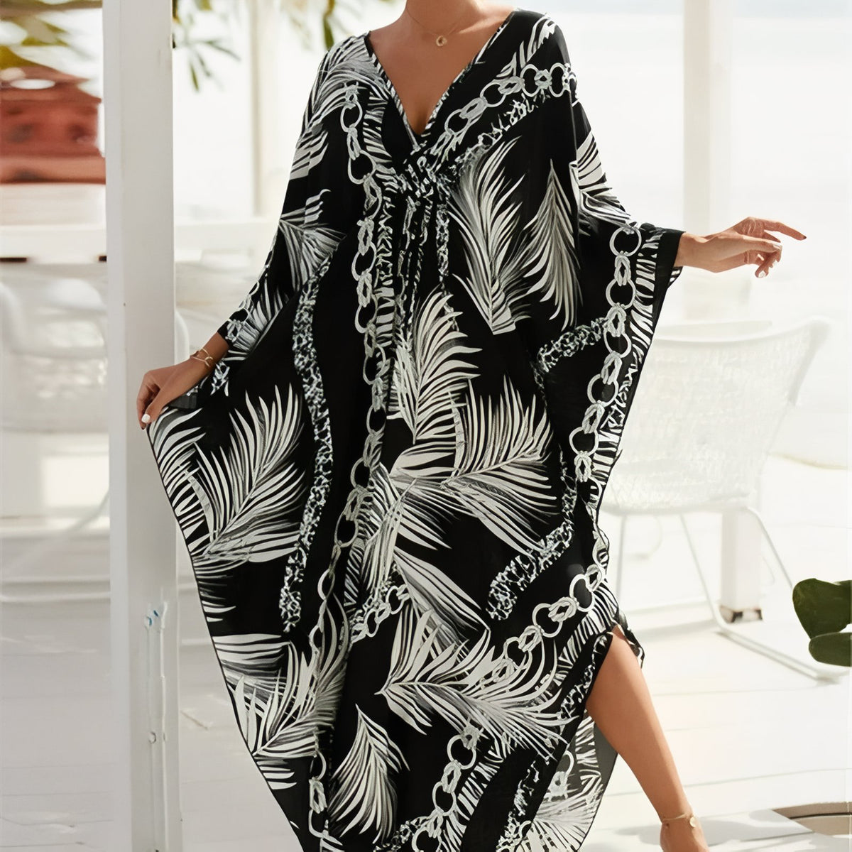 Grande Robe de Plage Colorée à Col V - Noir - Unique